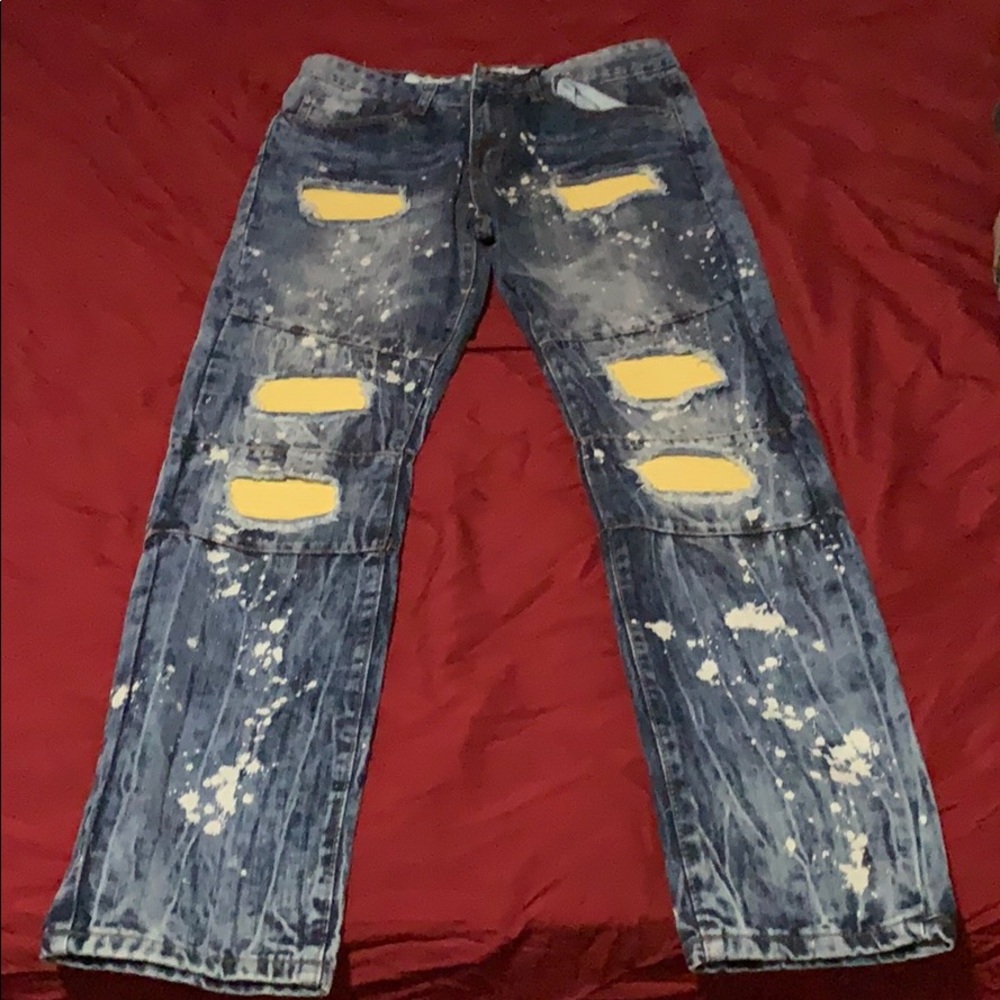 Jeans